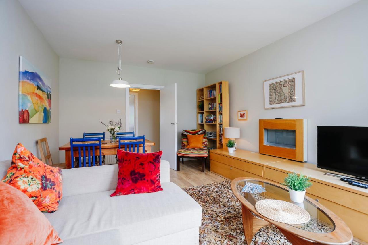 Apartamento 2-bedroom Old Town Edimburgo